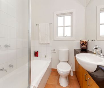 9/16 Victoria Street, Brighton VIC 3186 - Townhouse For Rent | Domain - Photo 1