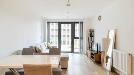 Room in a Shared Flat, Viscount House, NW10 - Photo 2