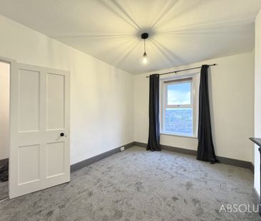 4 bed terraced house to rent in Princes Road West, Torquay, TQ1 - Photo 3