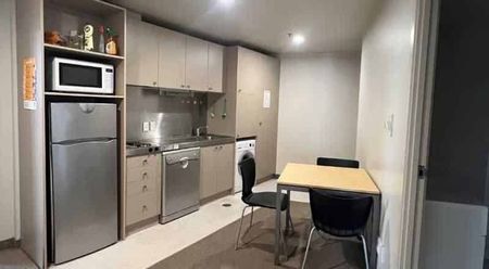 Wellington Central, 3 Bedroom Apartments - Photo 3