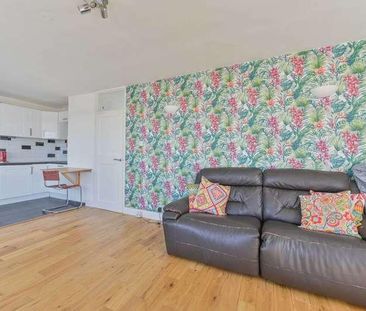 Churchill Gardens, Pimlico, SW1V - Photo 3