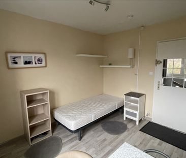 Location Appartement 1 pièce 15m² - Photo 4