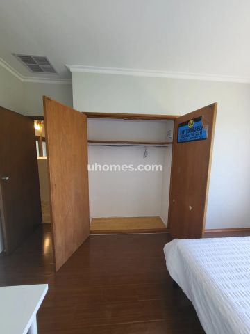 Room 3 #192 - Photo 3