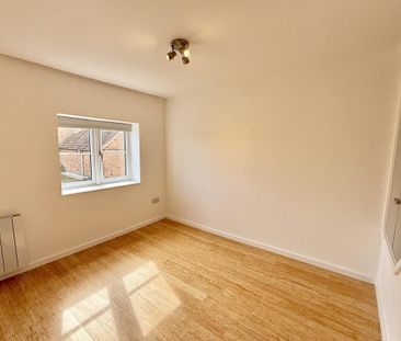 2 bedroom cottage to rent - Photo 2