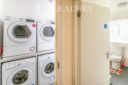 1 bedroom house to rent - Photo 2