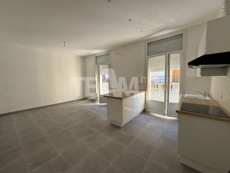 Location Appartement 2 pièces 47m² SETE 34200 - Photo 3