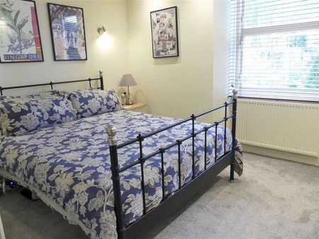 Belle Vue, Ilkley, LS29 - Photo 3