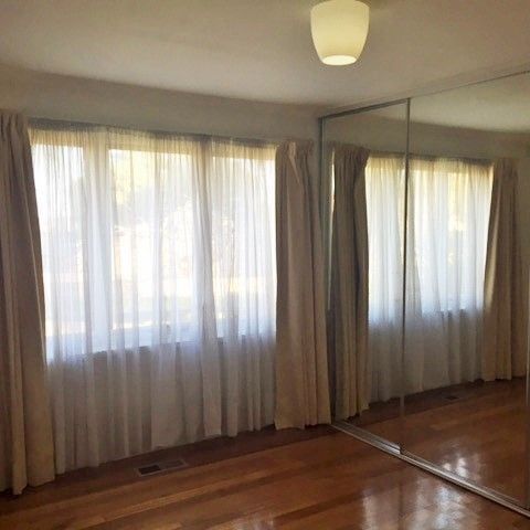 Spacious 3-Bedroom Home with Modern Amenities on Bellarine Drive - Photo 1