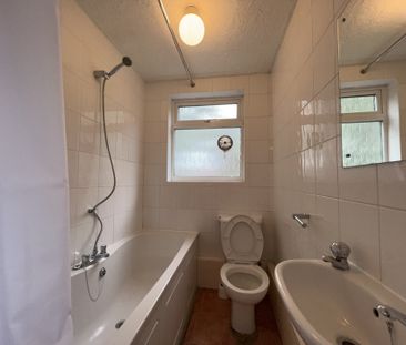 2 bedroom Terraced for rent - Photo 6