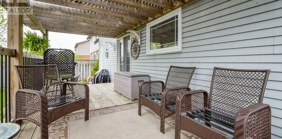 627 Edinburgh Rd S, Guelph - Photo 2