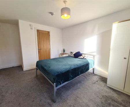 Room 3, 223 Chesterton Road, Cambridge - Photo 3