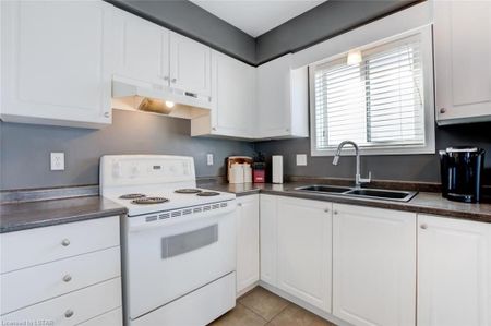 For Lease - 96 Reid Court, London North, Ontario - Photo 2