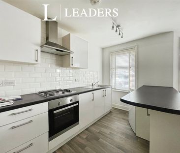 2 bedroom apartment to rent Orcheston Road, BH8 - Photo 2