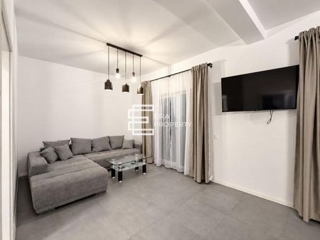 Casa de inchiriat 4 camere, 2 bai, curte si terasa | Selimbar - Photo 3