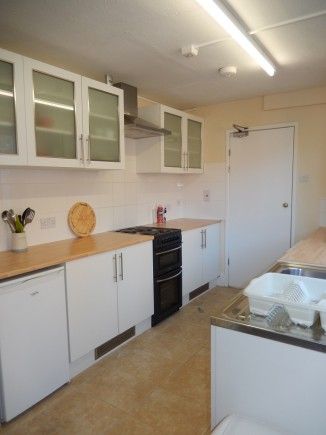 4 Bed Terrace house, Alexandra Road - Photo 4