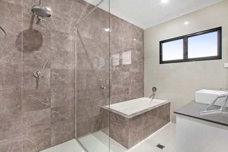 LOW MAINTENANCE IN GREAT LOCATION - Photo 5