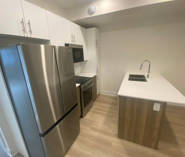 For Lease - 152B COLUMBUS Avenue Unit# C, Overbrook - Castleheights... - Photo 2