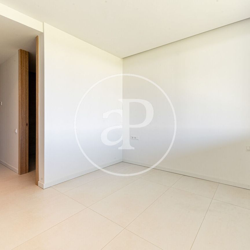 Flat for rent in La Finca (Pozuelo) - Photo 1