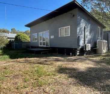 TWO BEDROOM HOUSE WITH BUNGALOW IN AVOCA - Photo 5