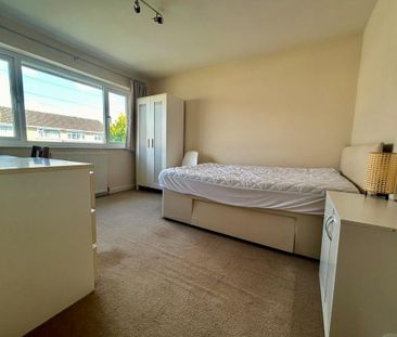 3 bedroom semi-detached house to rent - Photo 5