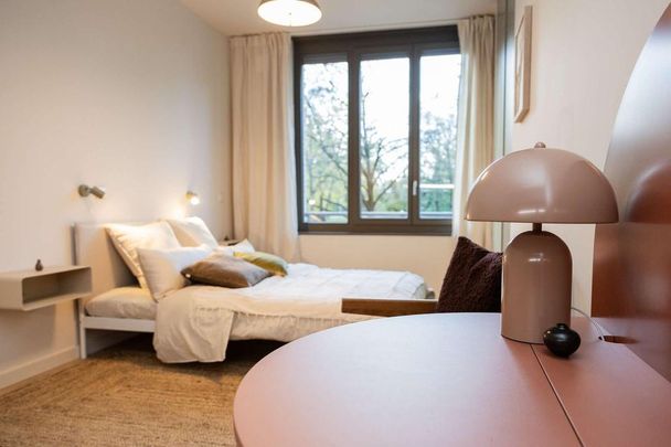 Exklusiv möbliert & sofort einziehen – moderne Apartments in Bestlage Kreuzberg - Photo 1