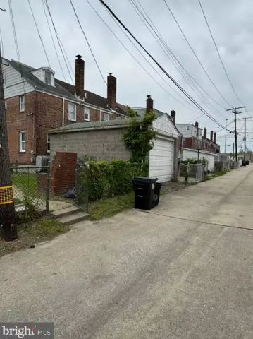 126 Chestnut St - Photo 5