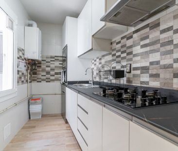 Bright room in Puerta del Angel - Photo 5