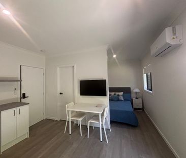 Brand new rooming house now available for rent. - Photo 5