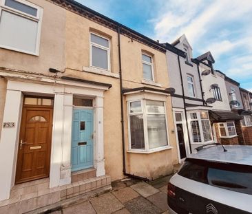 4 bedroom terraced house to rent - Photo 3