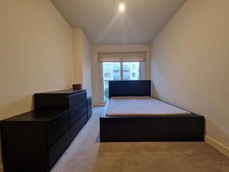 2 bedroom flat to rent - Photo 4