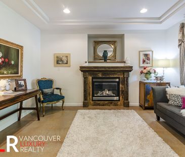 House in Surrey, BC - Photo 5