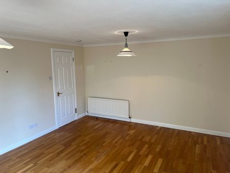 3 Bed Flat, Russell Gardens, EH12 - Photo 3