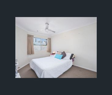 27/37 Peninsular Drive, Surfers Paradise, Qld 4217 - Photo 2