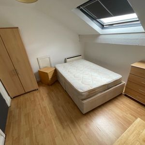 Woodsley Road - Photo 2