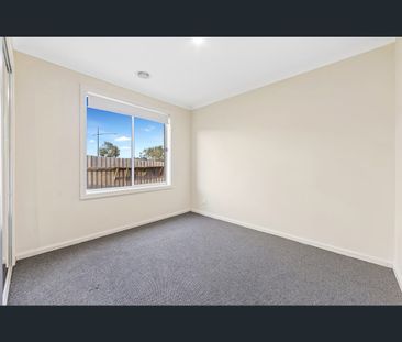 2 Bindley Crescent, Weir Views, Vic 3338 - Photo 1