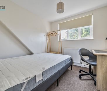 6 bedroom house to rent - Photo 2