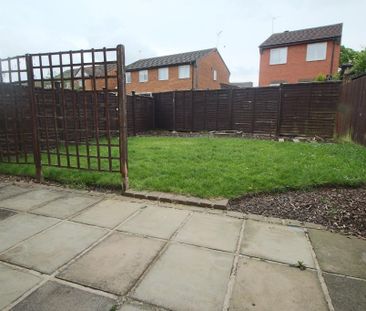 3 bedroom semi-detached house to rent - Photo 5