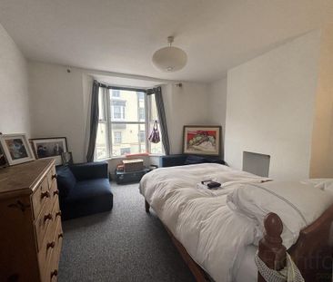 1 bedroom terraced house to rent - Photo 2