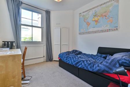 2 bedroom flat to rent - Photo 5