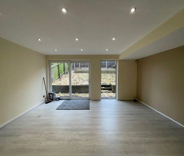 3 bedroom detached house to rent - Photo 4