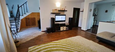 Vila individuala 5 camere Lunca Cetatuii650 EURO - Photo 4
