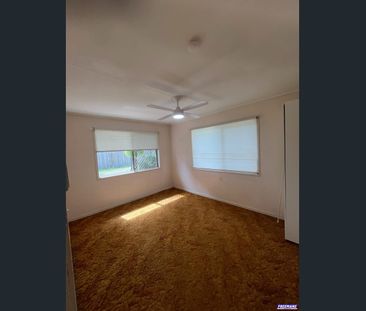 Central 3 Bedroom Home with Multiple Living Options - Photo 4