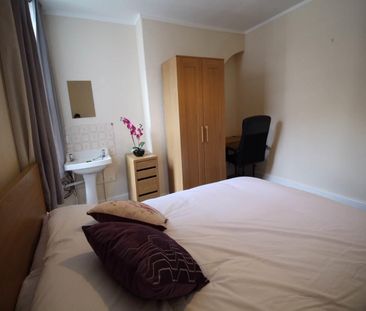 Apartment 2, 1 Sackville Terrace - Photo 3