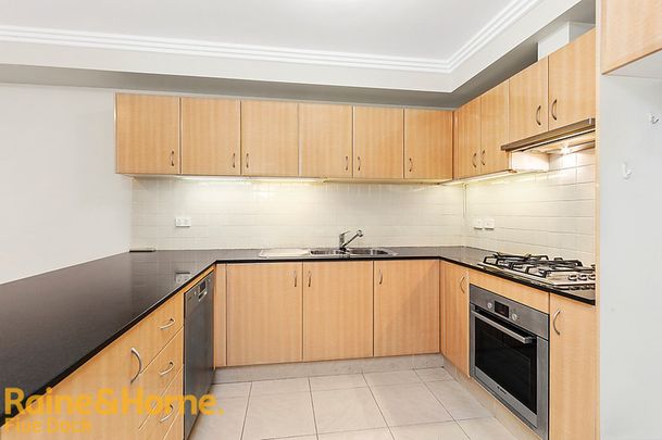 Ground Floor Garden Apartment Conveniently Located - Photo 1