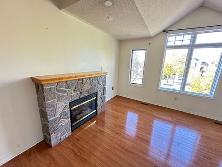 For Lease - 77 Forestgrove Circle, Brampton, Ontario - Photo 3