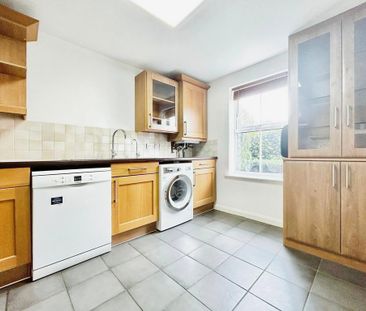 3 bedroom end of terrace house to rent - Photo 5