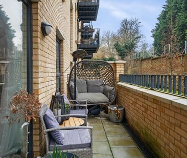 Brumwell Avenue, London, SE18 - Photo 6