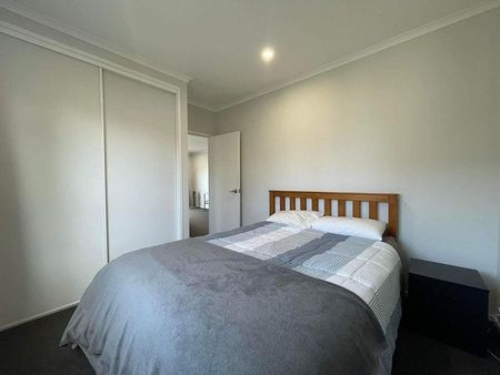 Near new 2 bedroom unit - Photo 5