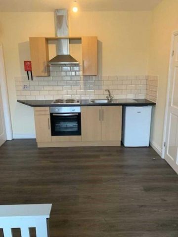 Studio to rent - Photo 4