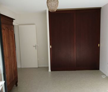 Location Appartement 2 pièces 51m² - Photo 5